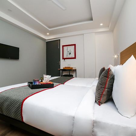 Townhouse Sohna Road 2 Hotel Gurgaon Exterior foto