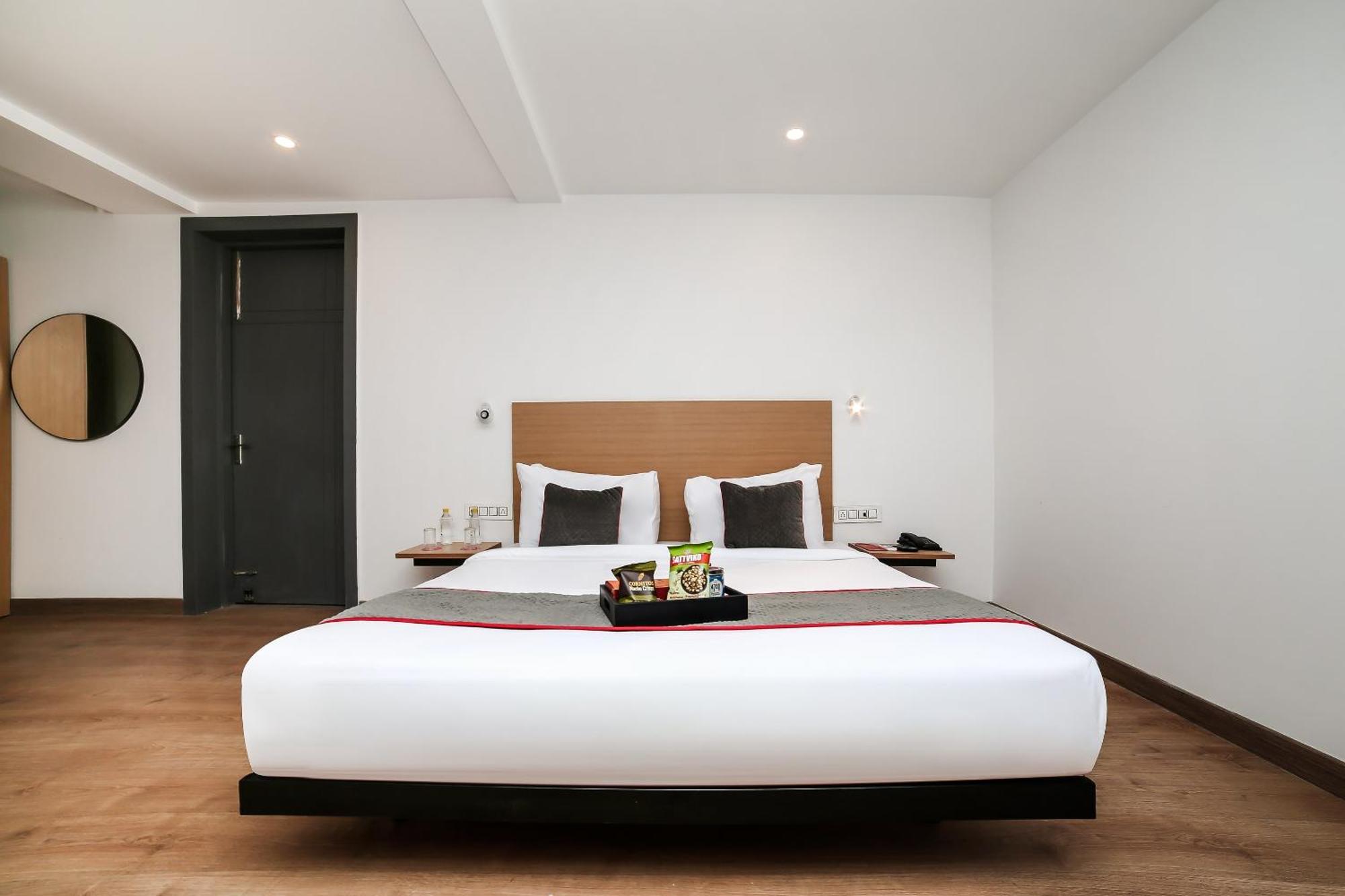 Townhouse Sohna Road 2 Hotel Gurgaon Exterior foto
